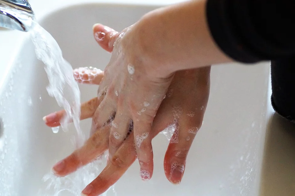 comment bien se laver les mains